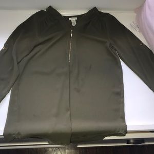 army green long sleeve shirt